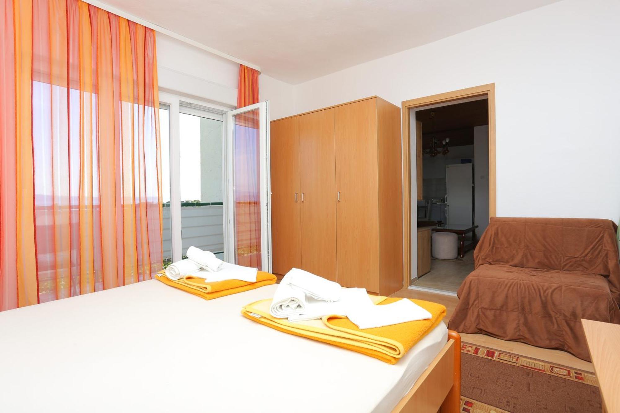 Apartments And Rooms With Parking Space Tucepi, Makarska - 5263 Стая снимка